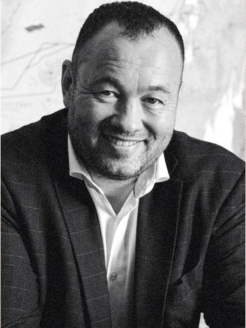 Презентация книги «Опережая сегодня» Андрея Анохина