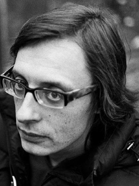 Презентация книги «Зеркала и паутина» Андрея Аствацатурова