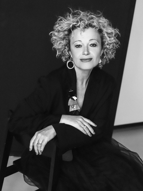 Презентация книги Марины Скульской «Искусство и Мода. От Венеры перед зеркалом для купчихи за чаем»