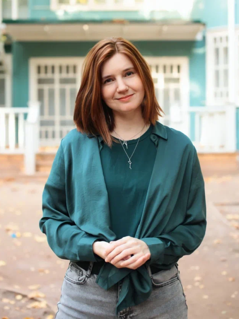 Презентация книги «Одна девочка не одна. Целебные сказки» Анны Фениной